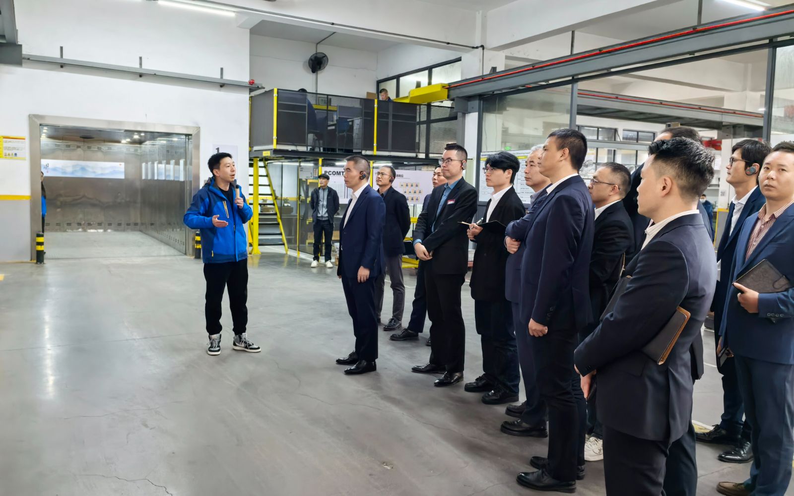 1764838213100031268.jpg 1764838213100031268.jpg